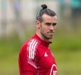 Bale receives 22 times less wages in LA than King's